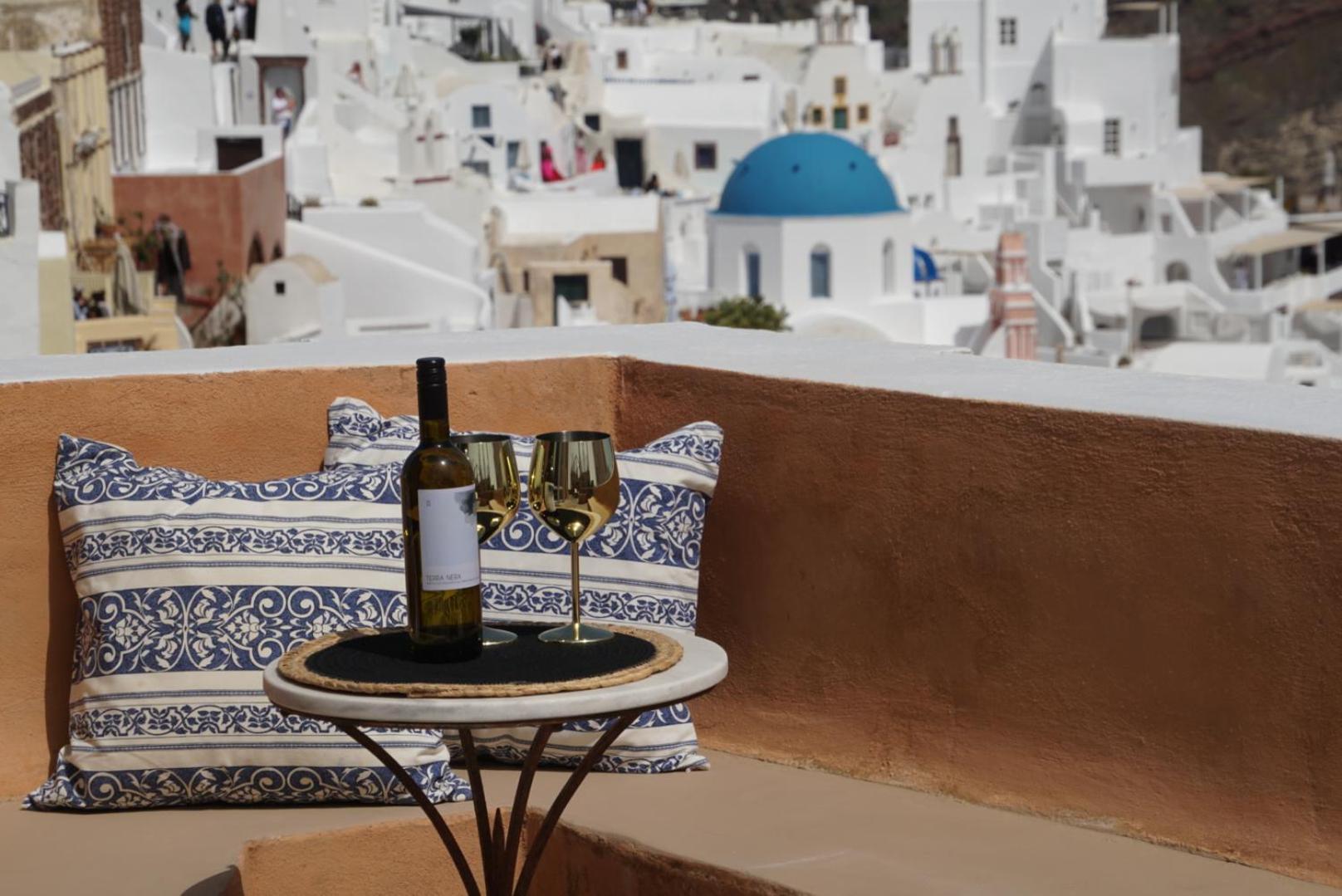 Villa Oasis Oia With Caldera View Exterior photo